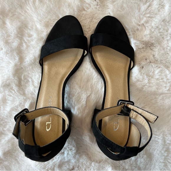 CL by Laudnry Suede Heels - Picture 11 of 11